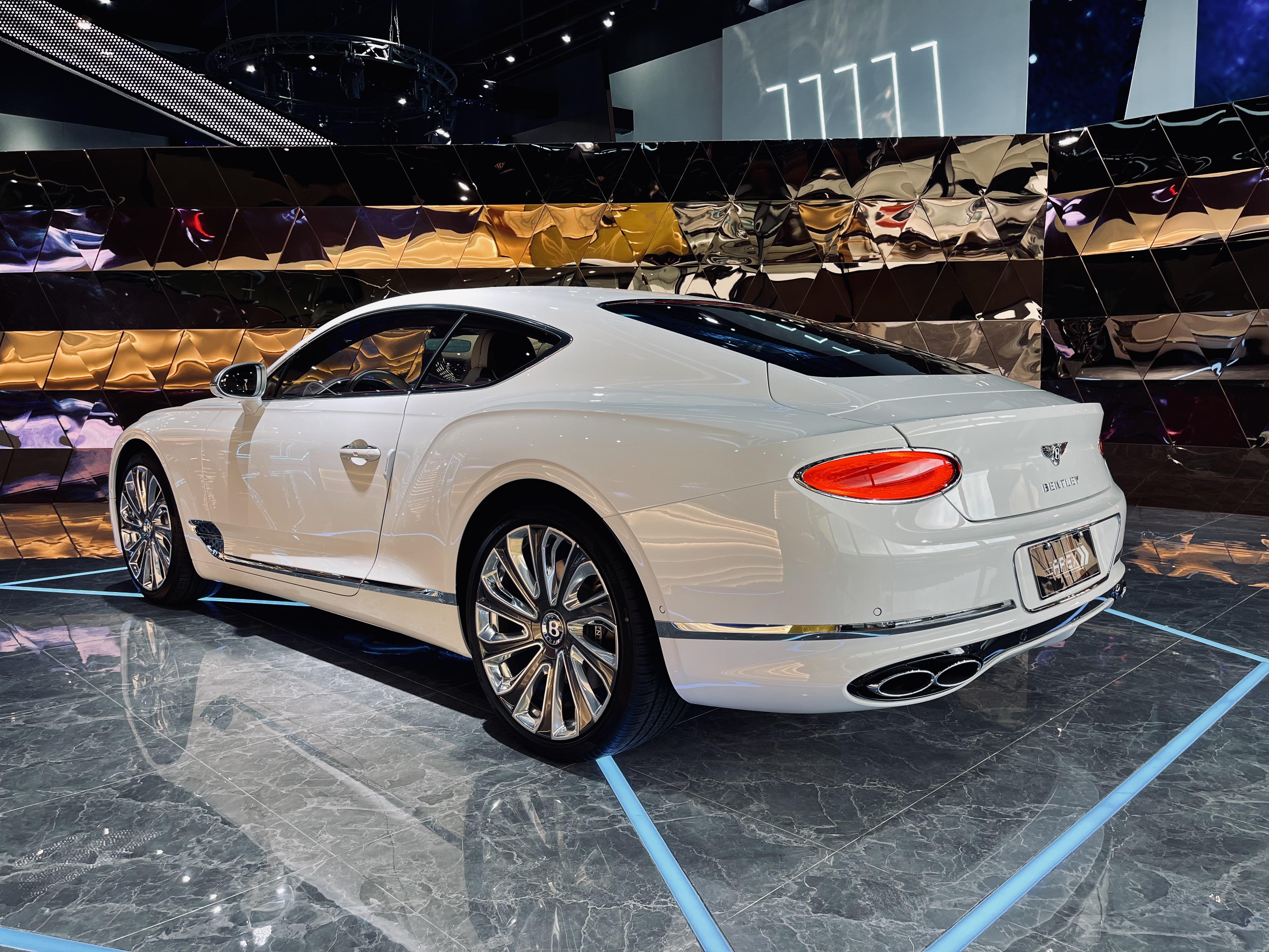 21款全新欧陆GT Mulliner 展厅现车388万