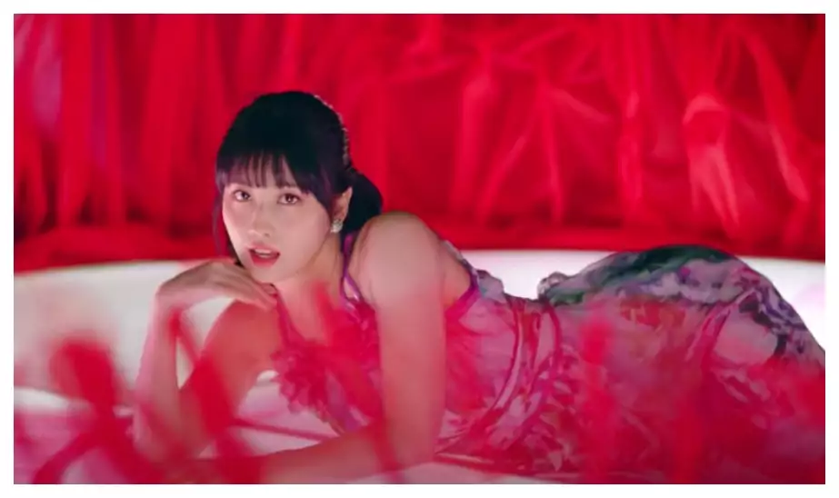 TWICE Momo挑战Rap惊呆网友?新曲全新突破成焦点