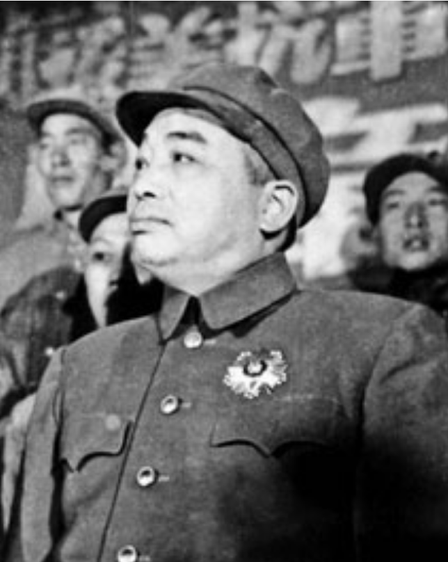 1958年一老红军闯中南海被拦，用纸条写下外号后，毛主席亲自接见
