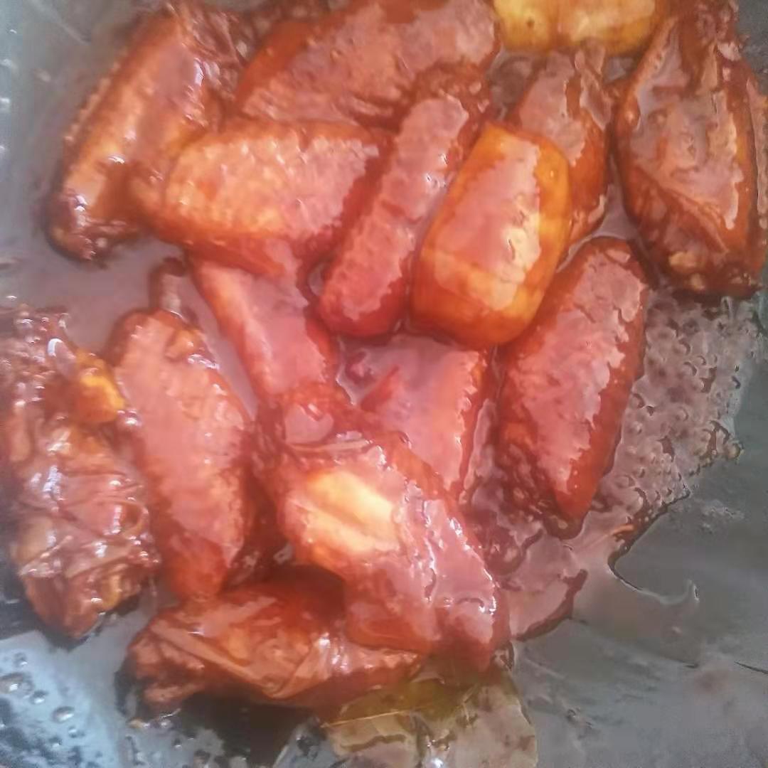 圖片[7]-今天做了道黃燜雞翅我妹一口氣吃了5個還弄的滿嘴是油-起舞食譜網