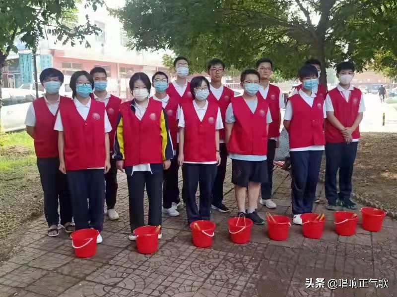 河北省经促会衡水爱家乡志愿者抗击疫情环境整治进社区