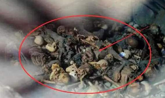 高速公路施工，意外挖出3000具军人遗骸，揭示一