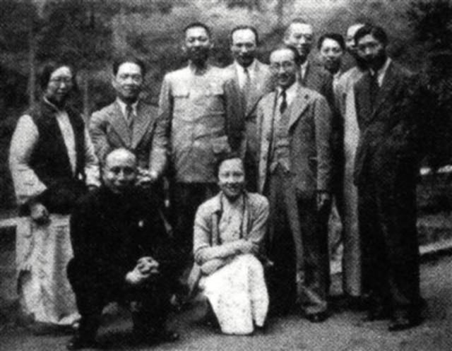 “汉奸”汪精卫旧病复发日本去世，留下2子3女，现在过得怎么样