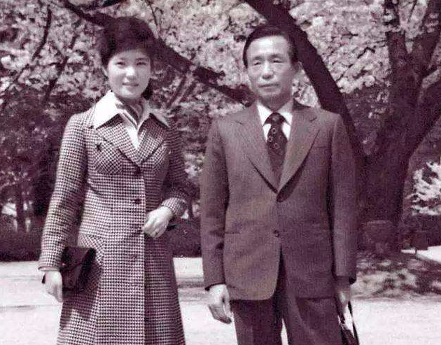 &quot;苦命&quot;的女人：朴槿惠的总统之路