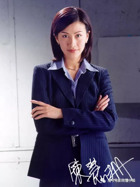 励志!tvb港剧女神改做教育,二婚老公破产,50岁读博士再拼事业