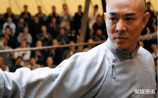 把主角秒成渣的三位配角明星，最后一位情不自禁的叫他一声大神