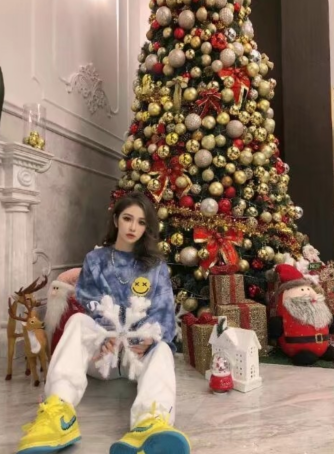 Week raise green a person of extraordinary powers does a banquet to celebrate the Christmas curtilage, be bumped into by ridicule and boudoir honey face, 