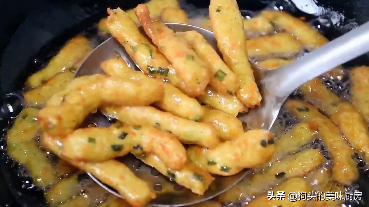 土豆不要炒著吃了，教你一個新吃法，簡單美味，上桌全家都愛吃