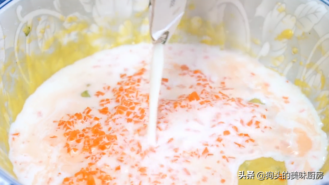 這樣給孩子做早餐，不加一滴水，手不沾面就能做，柔軟又筋道