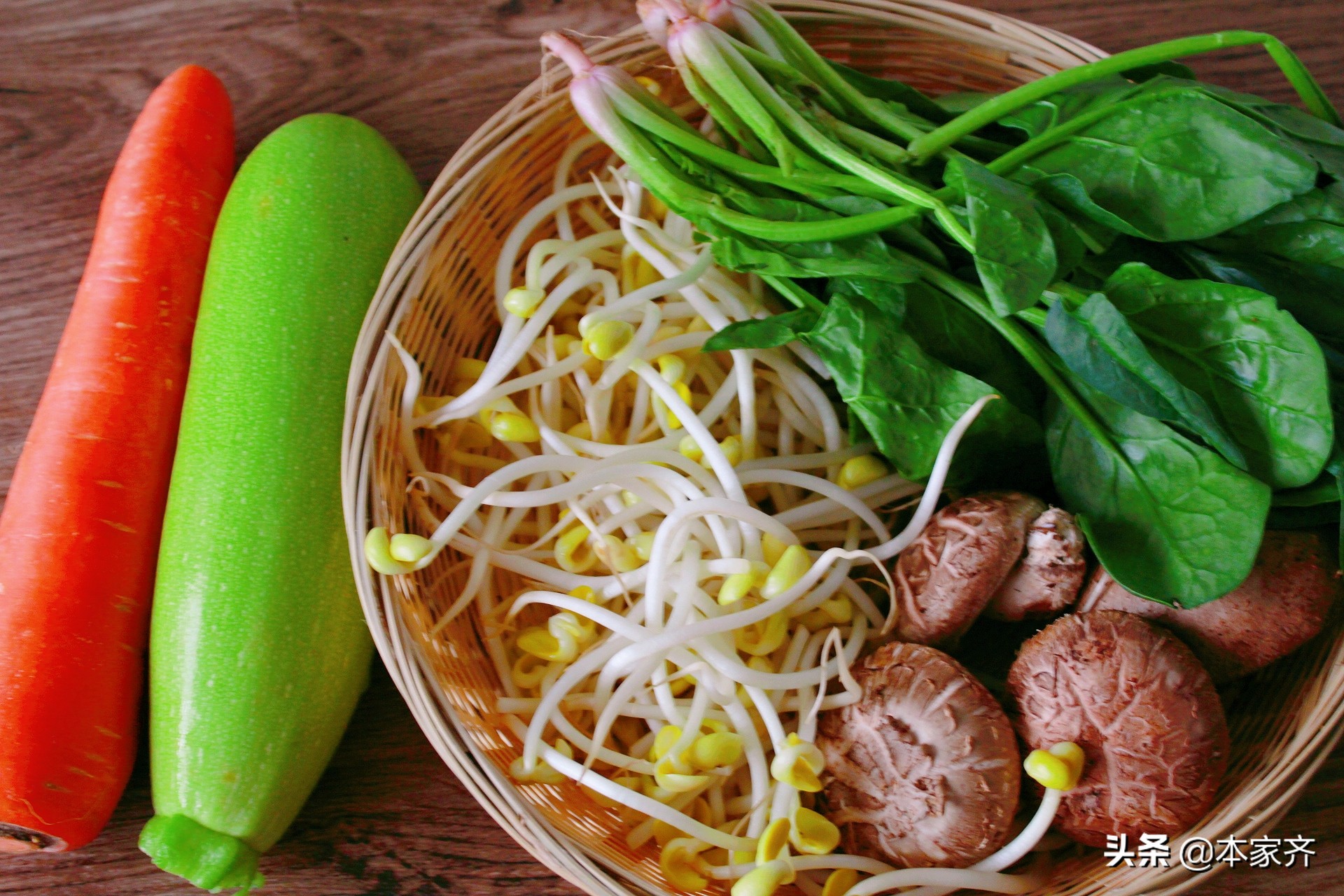 天熱不想炒菜，試試這道菜，比燜飯簡單又好吃，營養豐富，吃得香