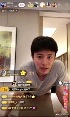 PGone凌晨三点发文，炫富晒鞋墙！整个人看着很憔