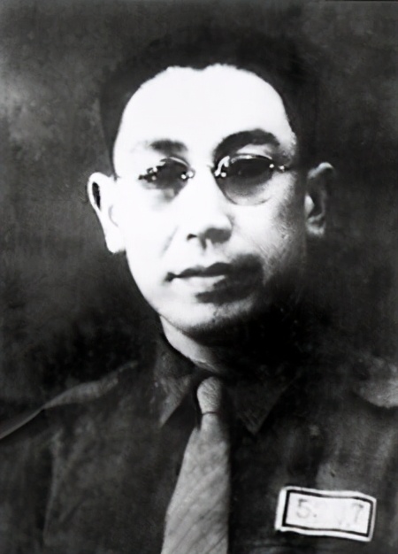 郭汝瑰：蒋介石的作战厅厅长，专为我军提供情