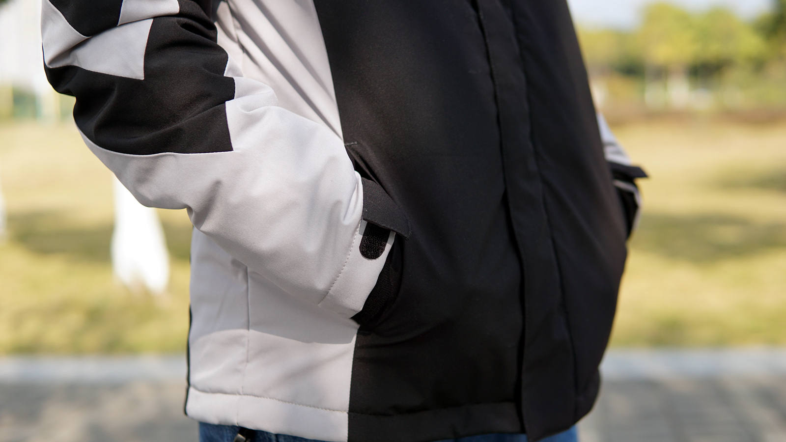 给心爱的TA送上最贴身的温暖，风谜FOOXMET智能发热外套