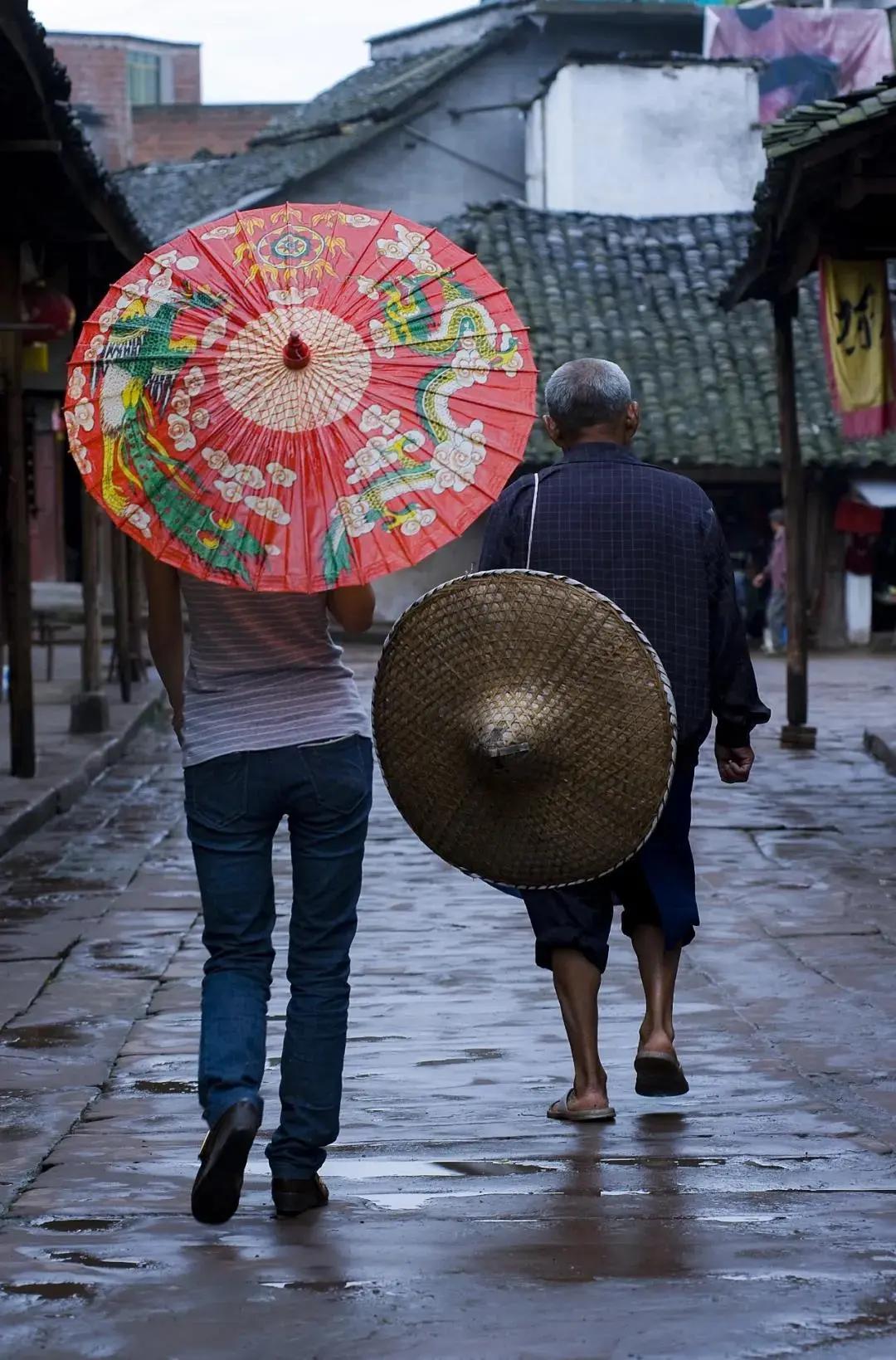 这把油纸伞，泸州人打了三百多年……