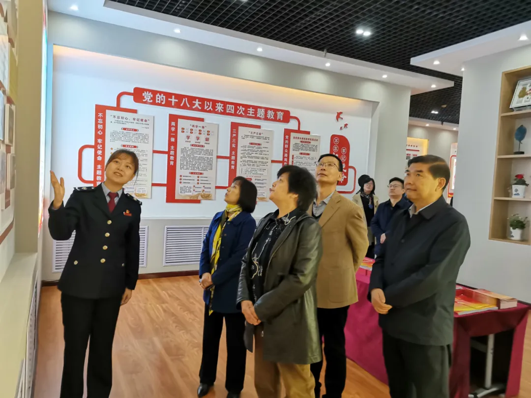 【头条】省妇联在白银市举行“送奖下基层”授牌仪式