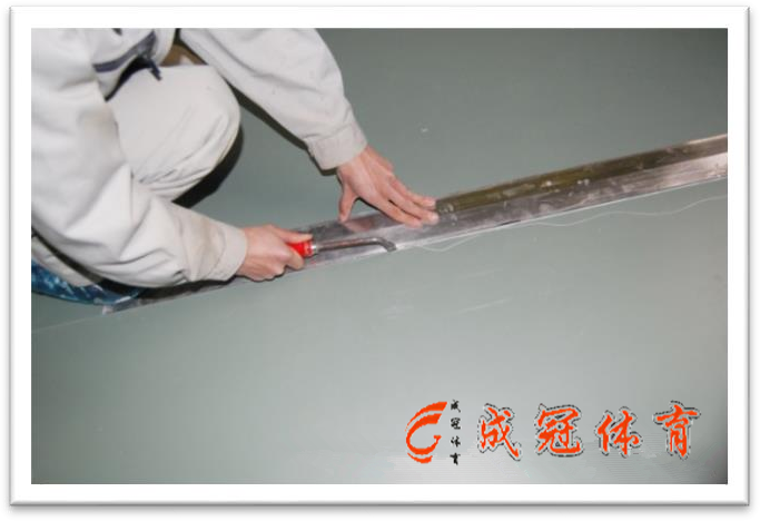 舞蹈室地板膠鋪裝麻煩嗎？了解工藝后一點(diǎn)都不難