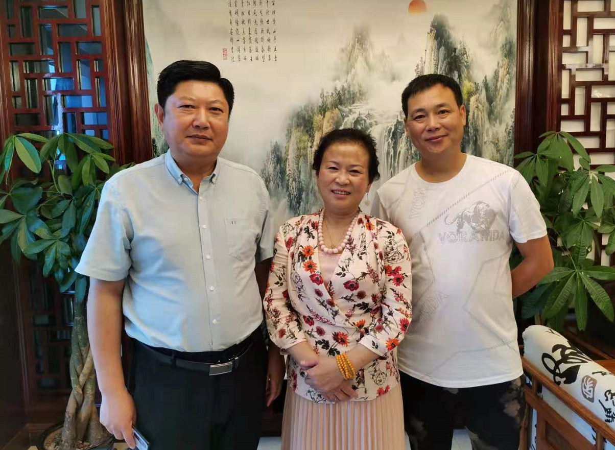 安徽石之屳养生酒业与茅台镇酒都酒业、上海金佶酒业达成战略合作