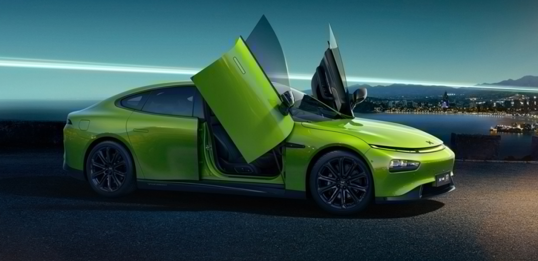 丰田传奇跑车SUPRA上市；吉利发布星越L新配色官图