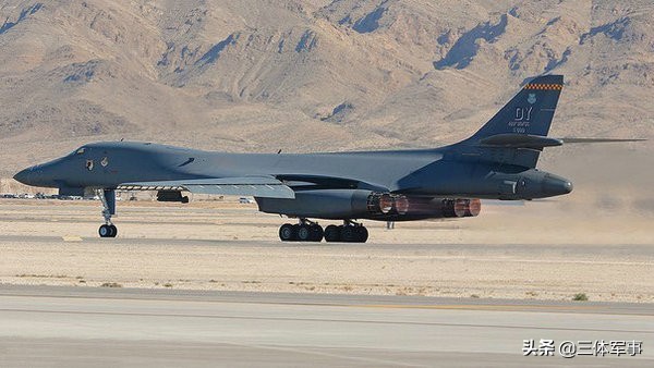 B-1B轰炸机列出假想敌清单：052D防空舰等两款我方