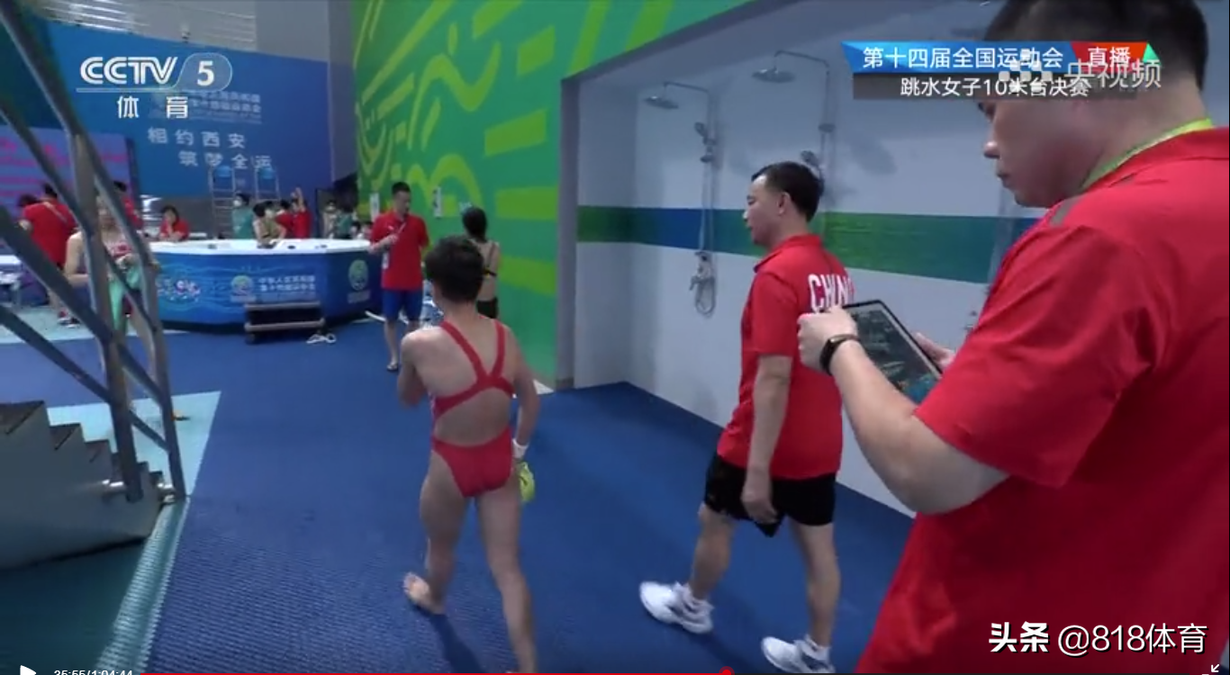 霸气!全红婵落后20分安慰何教练:不要紧,我会追回来 反超20分夺冠