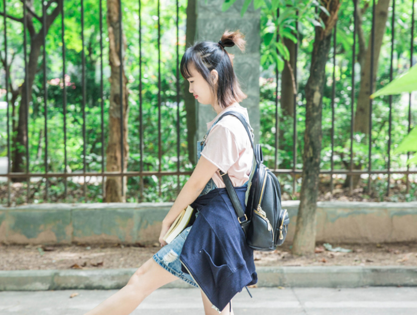 如果一个人追你太久，慎重考虑，还是不要在一