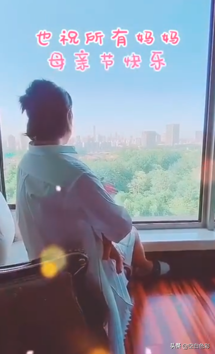 挺孕肚上春晚的马丽，终于官宣升级当妈，发文：我的第一个母亲节