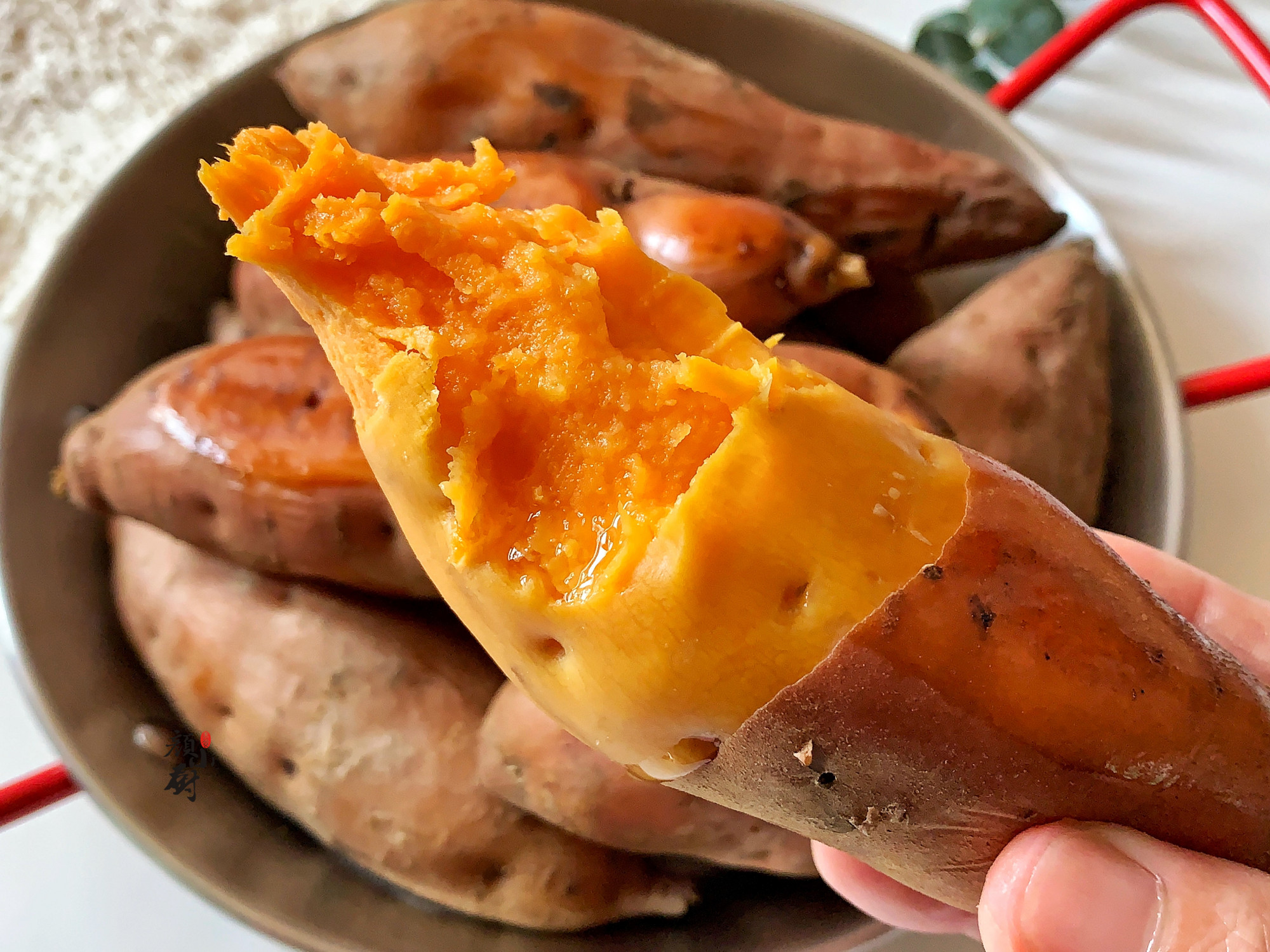 電飯鍋烤紅薯，懶人做法，簡單一做就吃到，香甜流油的烤紅薯