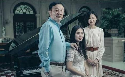 姚安娜車展生圖曝光被網友diss:求求你們別酸了，人老爸支持就行