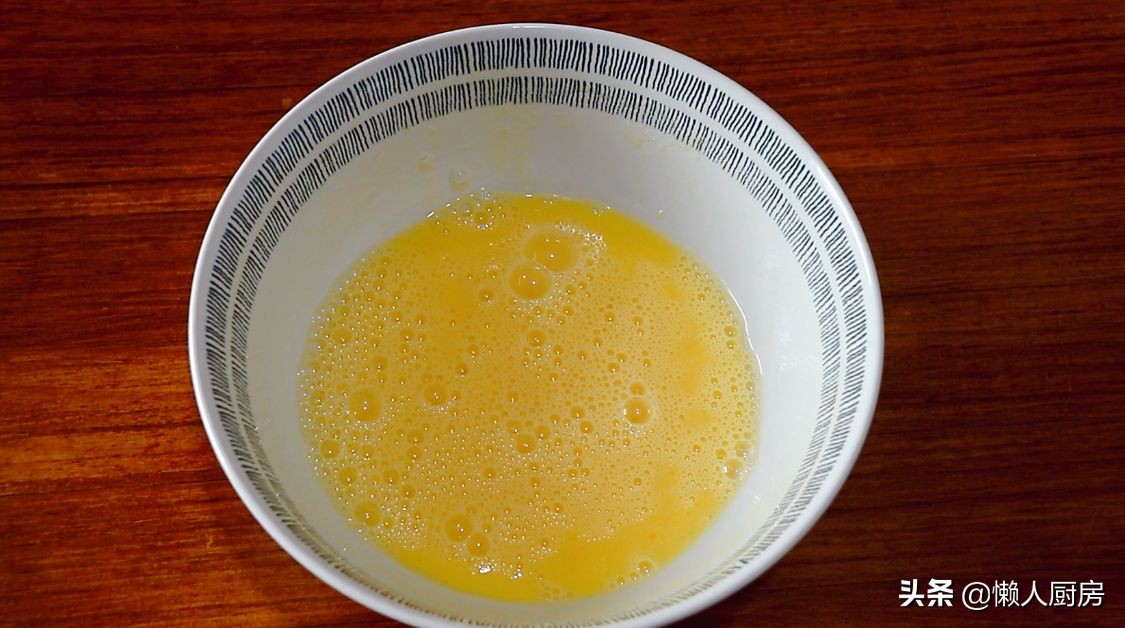 2个鸡蛋，一勺面粉，这是孩子最爱吃的美食，看得口水直流