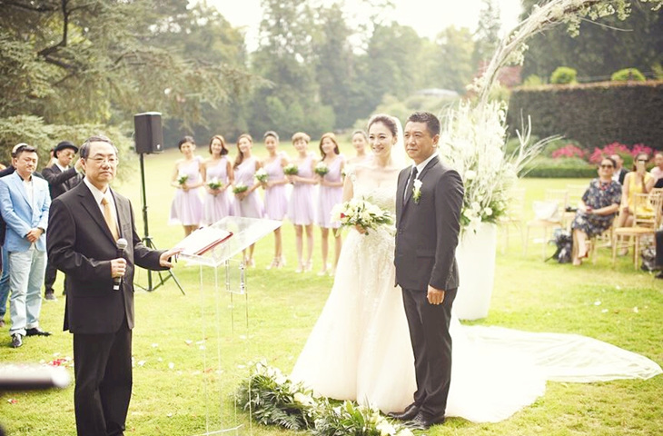 无缝衔接七任男友，李小冉的传奇一生，告诉了