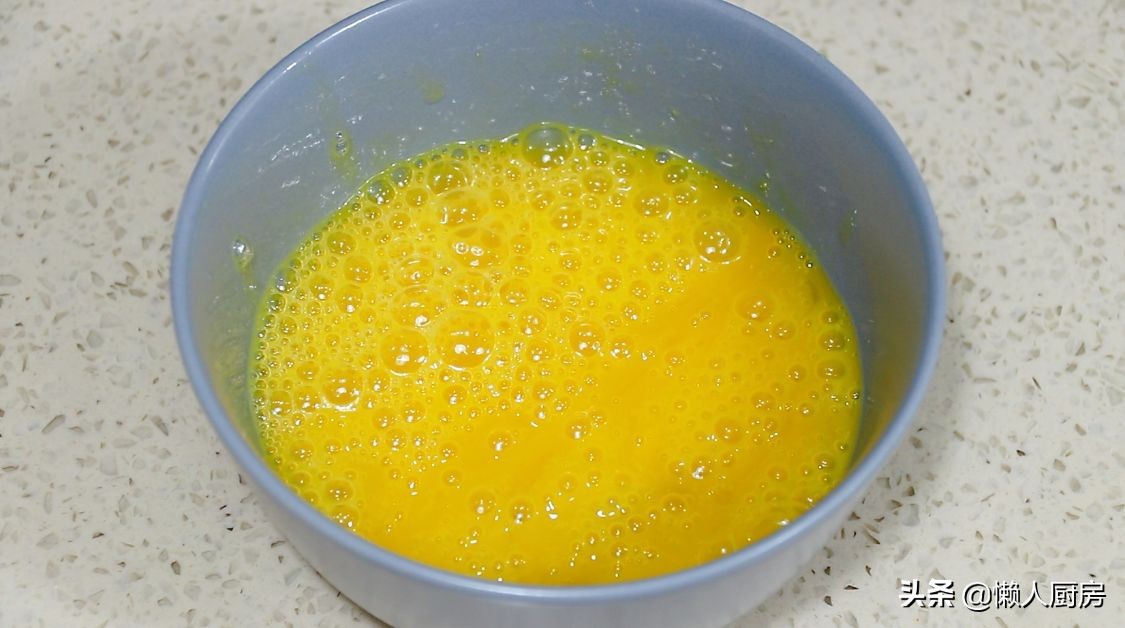 蒸雞蛋，別只會用老一套，加點它們，雞蛋又嫩又滑，擺盤又好看
