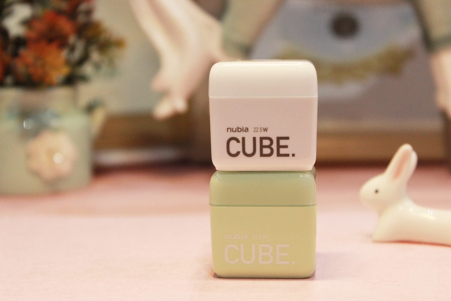 给手机来颗糖，努比亚方糖快速充电器使用评测