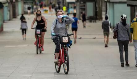 西班牙113岁老人经历过两次世界大战 感染“冠状