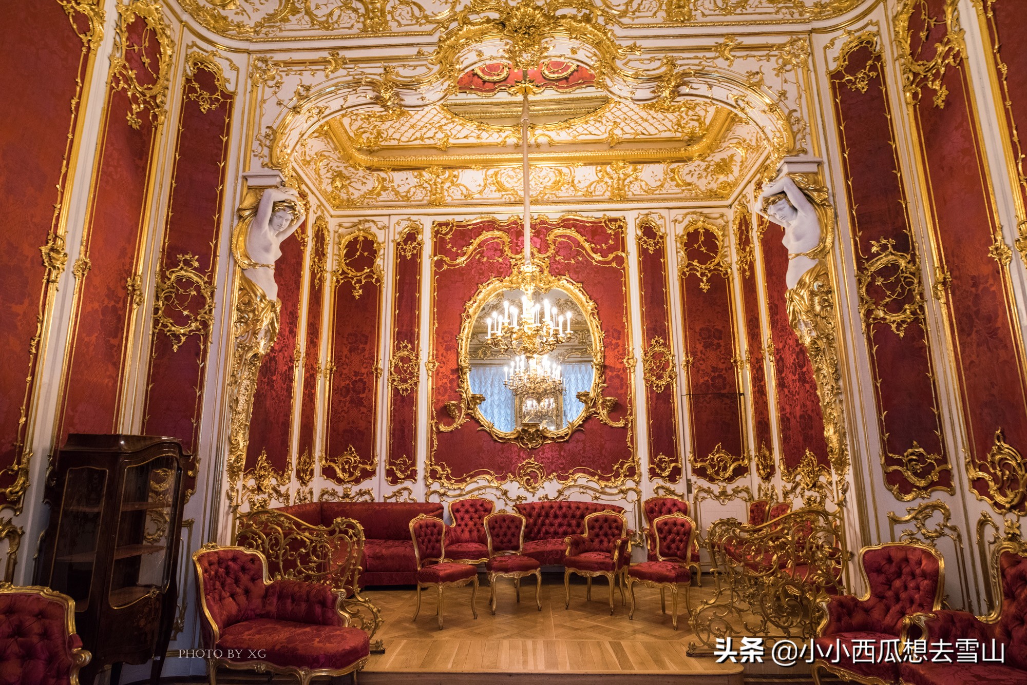 俄罗斯旅游的灵魂景点之一，圣彼得堡的地标建筑，堪称艺术的宝库