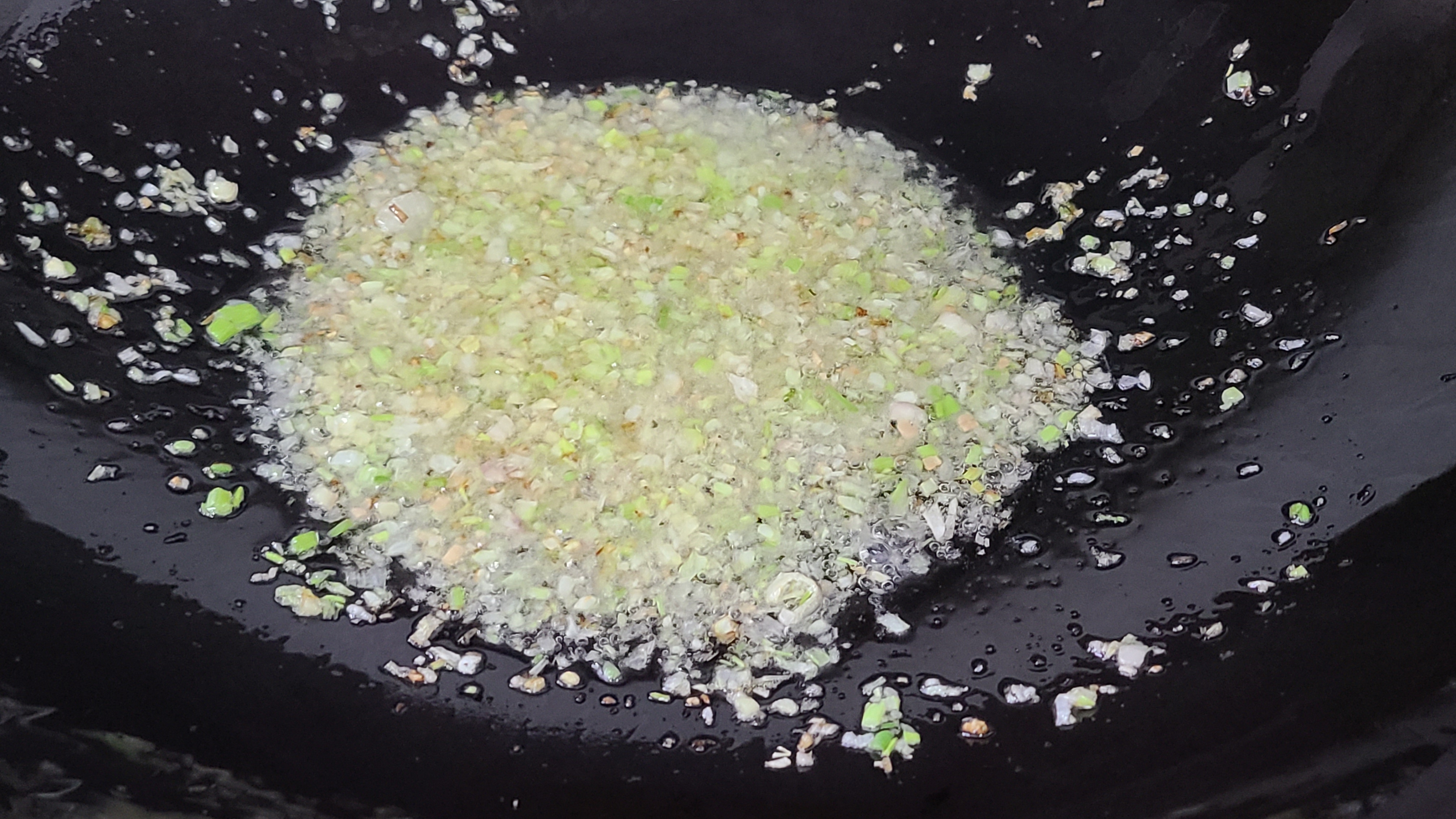 蔥油雞，廣東又香又美味的一道家常菜，看著直流口水