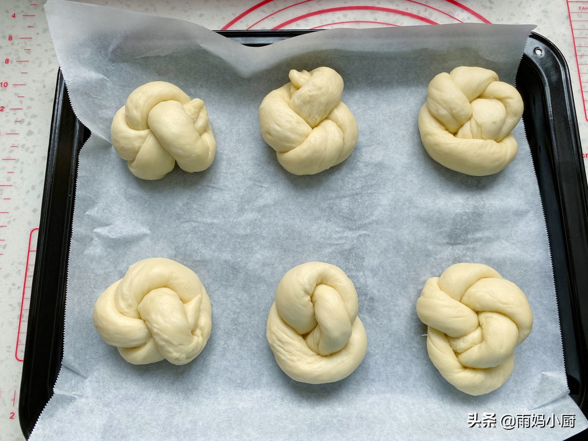 椰蓉小麵包按這個配方做，鬆軟拉絲又美味，零難度新手一次成功