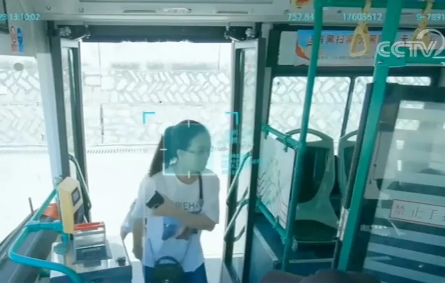 江津区|2元就能买上千张人脸照片！“刷脸”真的安全吗？