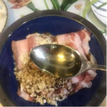 紧实的牛肉搭配嫩滑的豆腐，满满一锅汤，暖心又暖胃