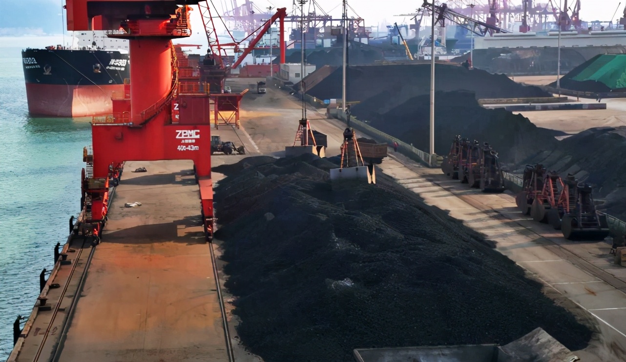 赖在中国港口7个月，日支付13万滞期费，澳企扛不住了卖煤矿自救