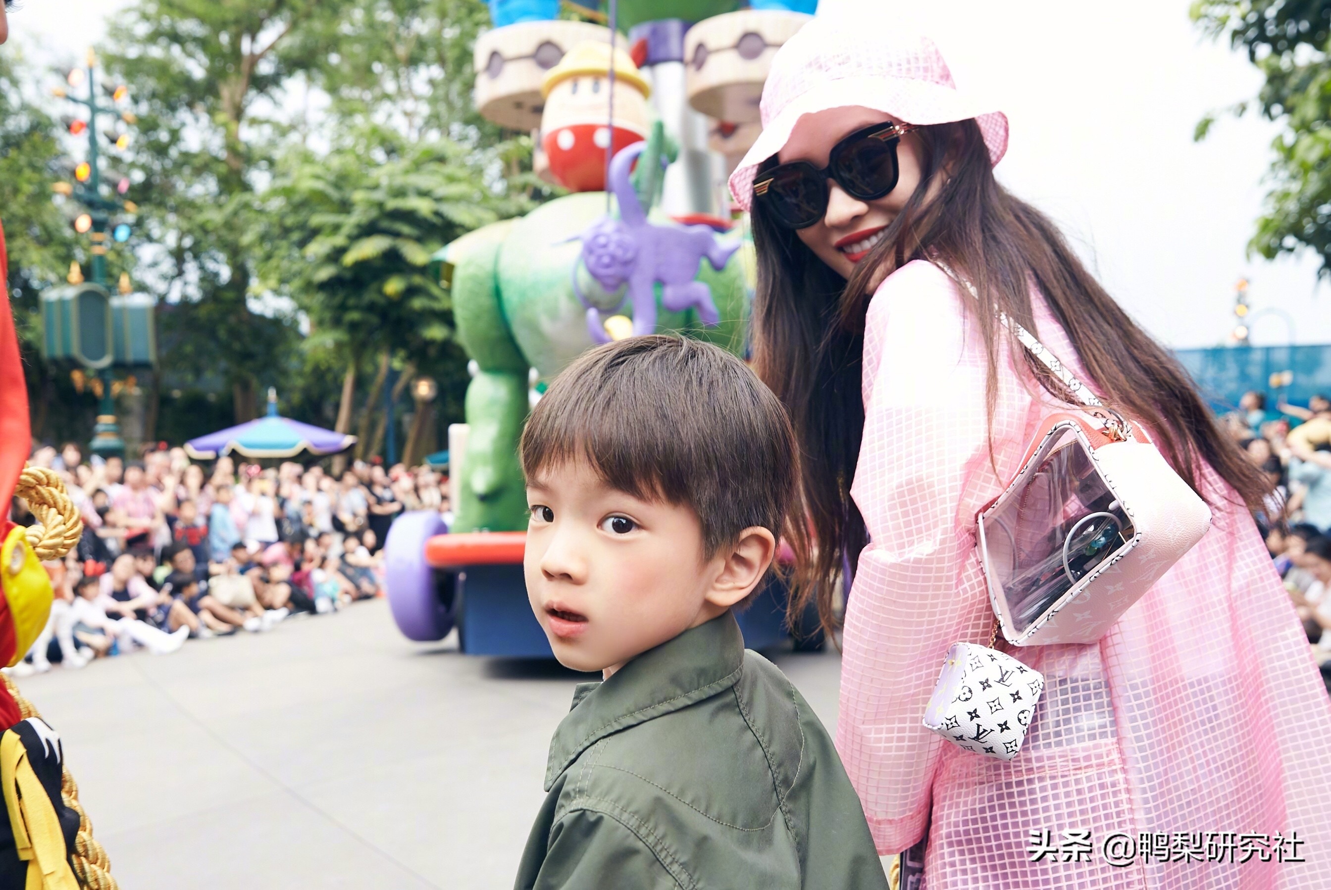 霍思燕将“甜言蜜语”当作家常便饭，把嗯哼大王培养成小暖男