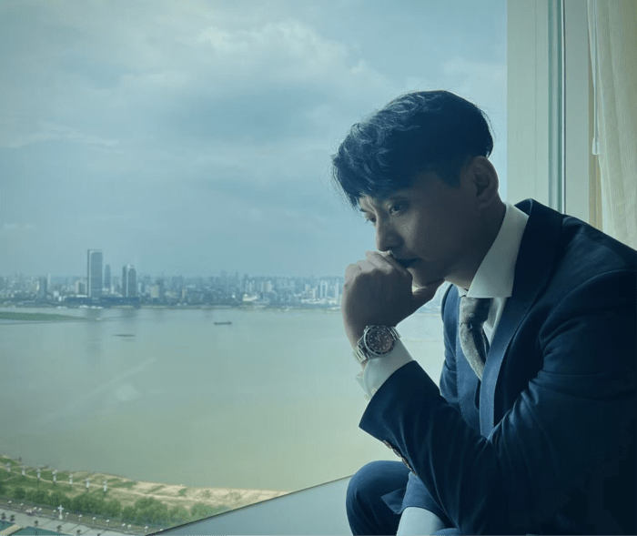 侯京健主演電影《三灣改編》全國上映 鐵血軍魂燃爆暑期檔