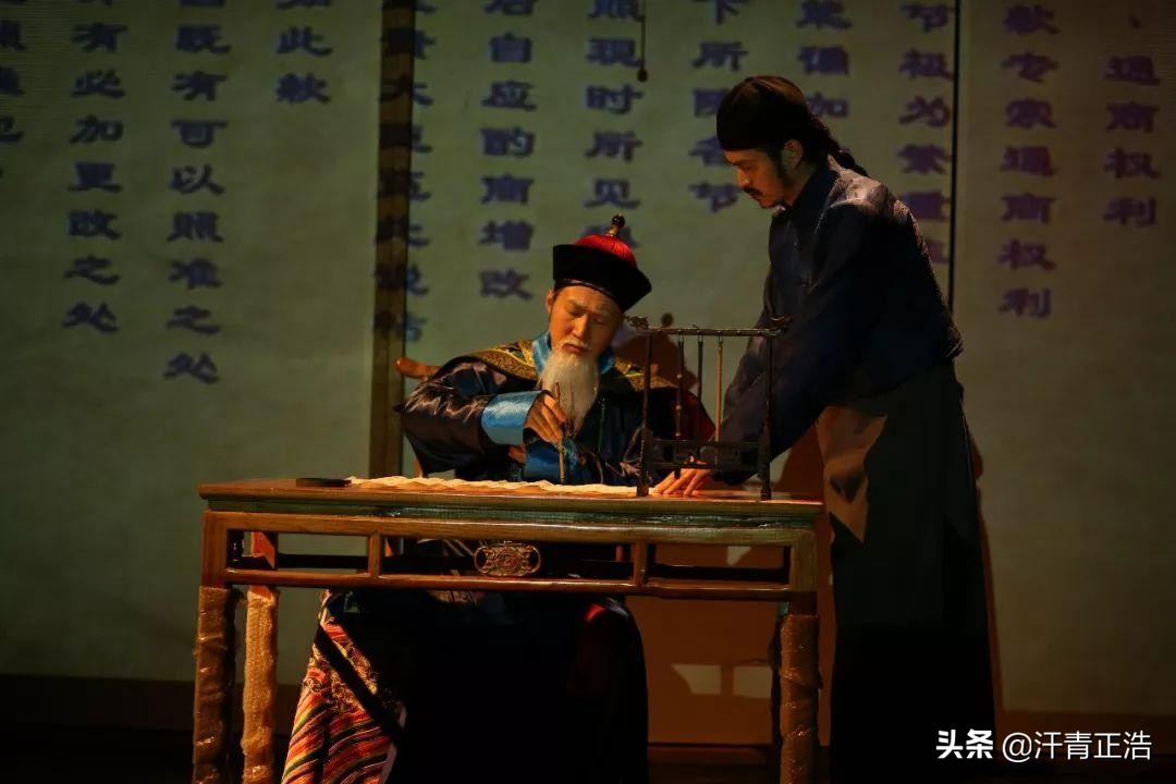 1896年李鴻章訪美，在圖書館門口吐了一口痰，美國人是什么反應(yīng)