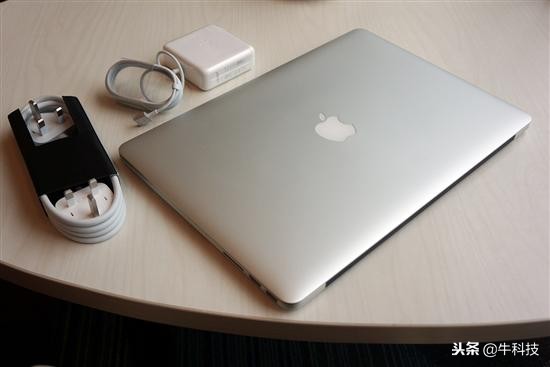 MacBook Pro新图像处理器版本号发布官方网站，GPU特性提高60%