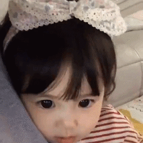 ​8岁女童“撞脸”宋慧乔，靠穿搭圈粉23万！谁规定小孩只能幼稚