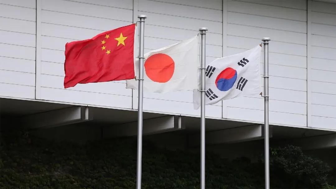 「外媒深一度」四天，日韓兩國，信息量很大