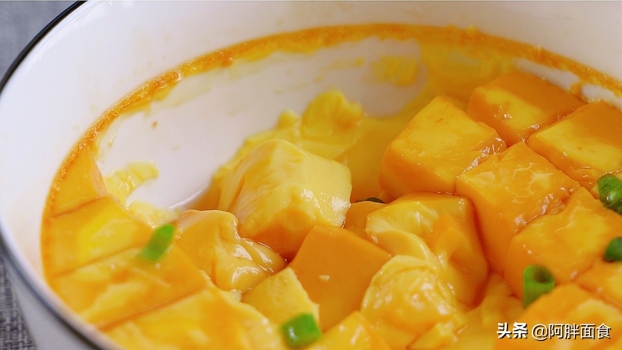 水蒸雞蛋用冷水還是熱水？ 很多人不清楚，老做法教給你，像豆腐