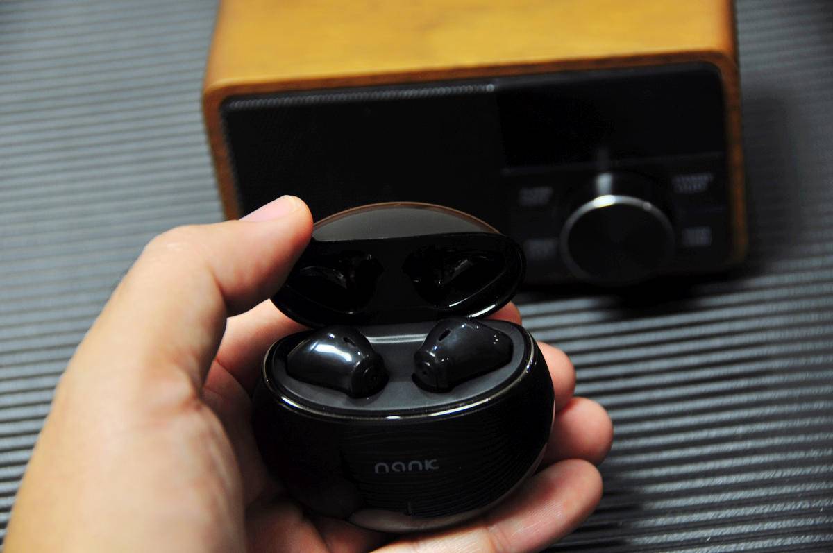 双主机连接，专有“吃鸡”模式，NANK Lite Pro耳机
