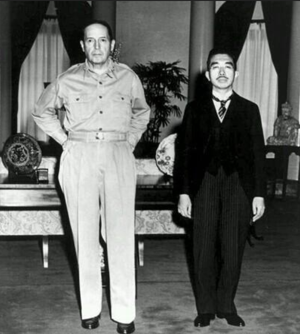 二战日本敛财无数，钱都去哪了？美国人在偷笑