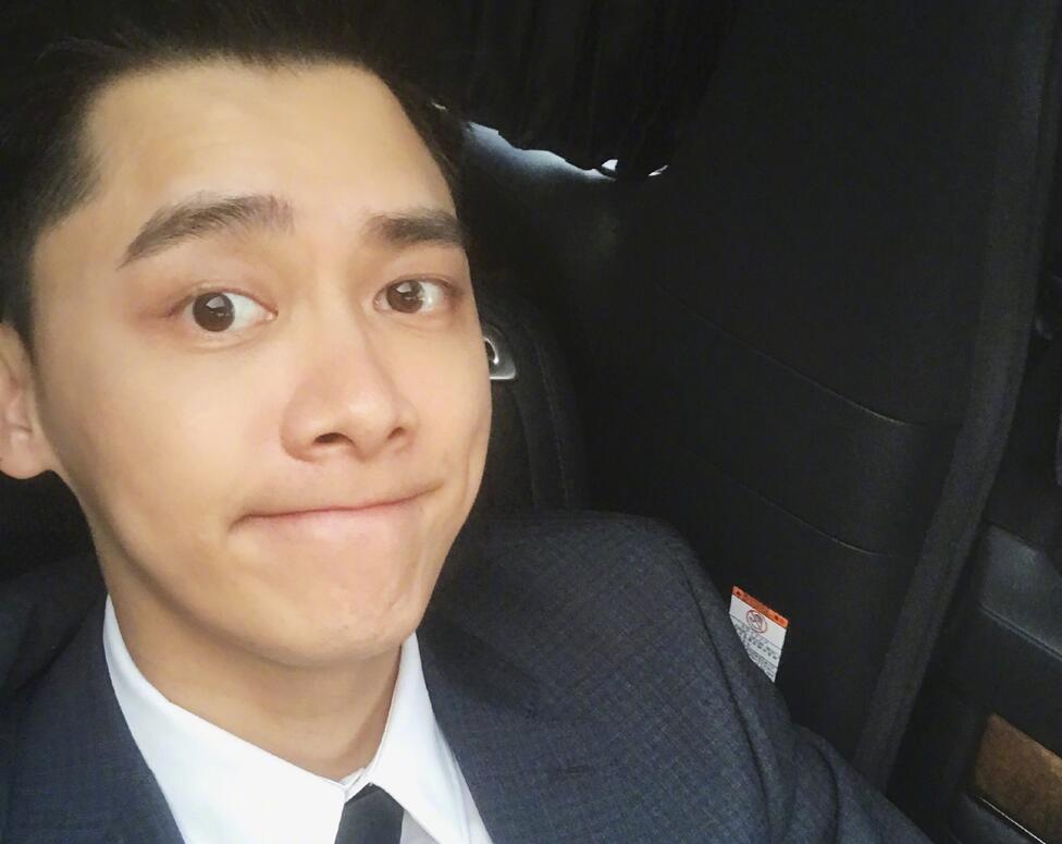 自拍他拍区别有多大？彭昱畅李易峰还好，看到