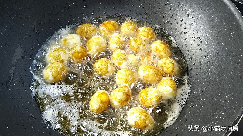 图片[7]-【鹌鹑蛋烧土豆】做法步骤图 鹌鹑蛋和土豆都好吃 汤汁泡饭更-起舞食谱网